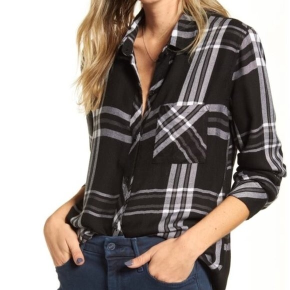 Rails Hunter Plaid Button Down Long Sleeve Shirt in Black Storm Size Medium - Picture 1 of 9